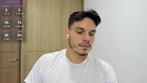 Alejandro online show from 10-22-25, 10:04