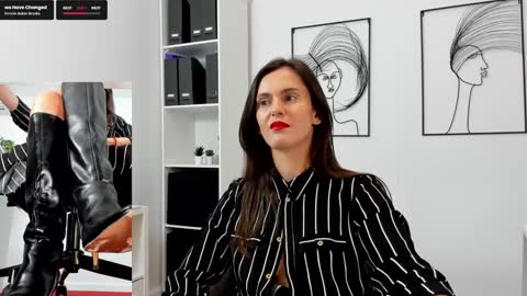 Elle  online show from 03-10-25, 11:21