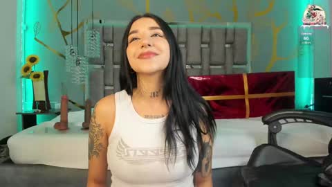 Leia online show from 12-27-24, 05:31