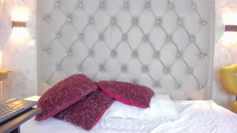 LEIGH ANGELS online show from 02-21-25, 09:43