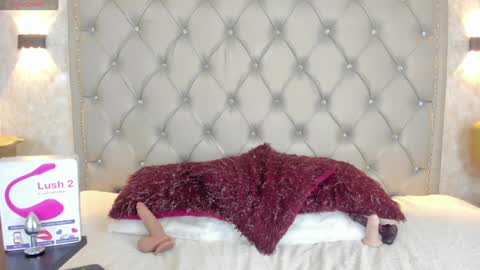 LEIGH ANGELS online show from 03-06-25, 01:05