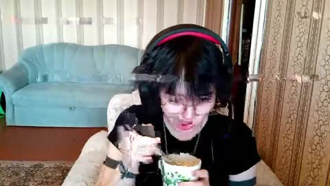 Viola online show from 03-23-26, 09:35