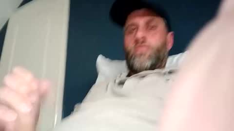 Snapshot of leightimmins001 chatting on 04-27-26, 04:16 leightimmins001 online show from 04-27-26, 04:16