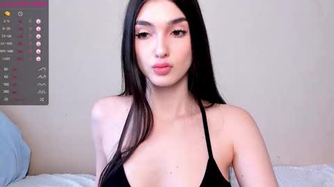 Leila online show from 03-22-26, 11:24