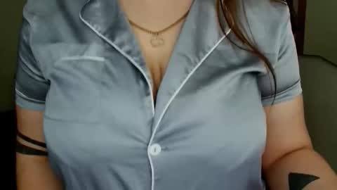 Leila online show from 03-13-26, 05:25