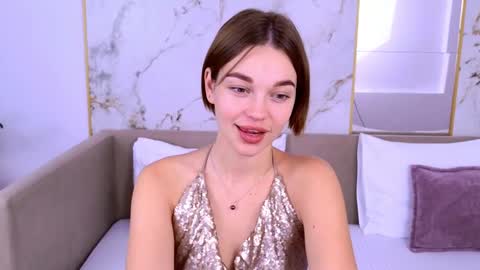 Snapshot of leilalawson chatting on 02-06-25, 07:56 LeilaLawson online show from 02-06-25, 07:56