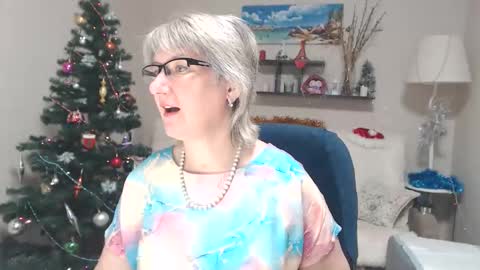 Leila Kinky online show from 12-19-25, 05:47