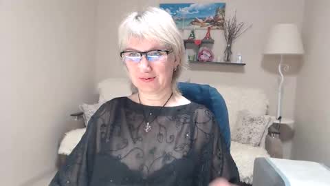 Leila Kinky online show from 04-13-26, 10:10