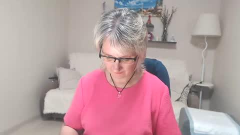 Leila Kinky online show from 07-07-26, 07:23