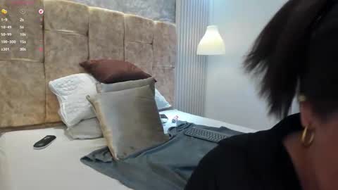 Snapshot of leilapons chatting on 10-29-25, 05:47 leilapons online show from 10-29-25, 05:47