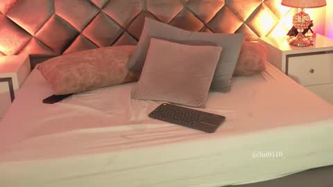 Leizathompson online show from 02-03-26, 07:52