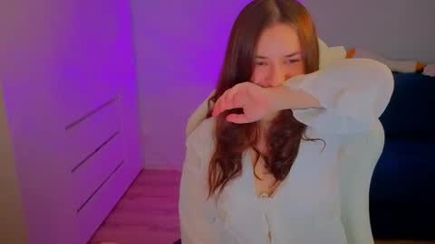 Lelia online show from 10-08-25, 02:36