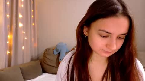 Lelia online show from 11-29-25, 03:20