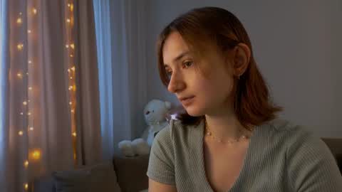 Snapshot of lelia_vibe chatting on 06-18-26, 01:04 Lelia online show from 06-18-26, 01:04