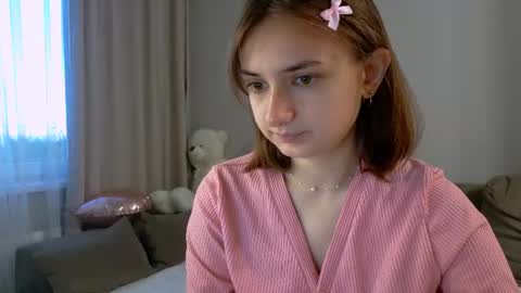 Snapshot of lelia_vibe chatting on 07-01-26, 12:23 Lelia online show from 07-01-26, 12:23