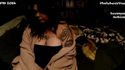 Snapshot of leluluvsyou chatting on 12-07-24, 07:49 Lelu Fallas online show from 12-07-24, 07:49