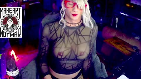 Snapshot of lemon_stealing_whore chatting on 05-15-26, 11:01 Lemon Stealing Whore online show from 05-15-26, 11:01