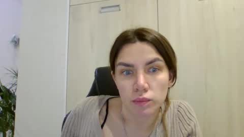 lena6122000 online show from 11-25-25, 06:52