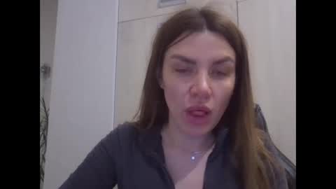 lena6122000 online show from 04-05-26, 09:45