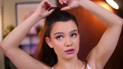 Lena Laurent online show from 03-27-26, 10:26