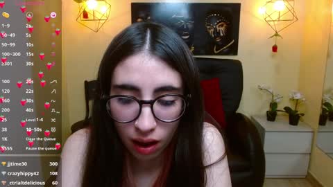 Lena online show from 01-28-25, 12:36