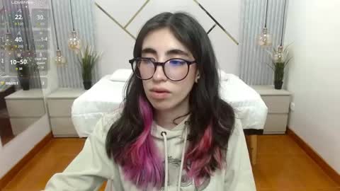 Lena online show from 09-20-25, 08:43