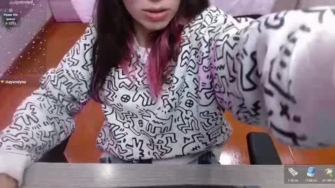 Lena online show from 09-27-25, 08:47