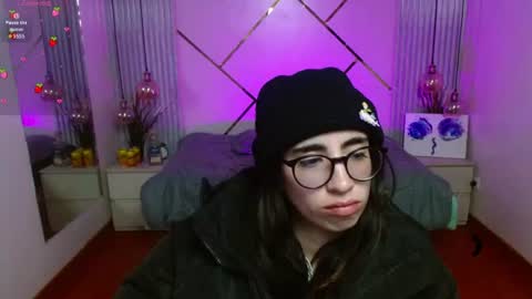 Lena online show from 07-04-26, 07:31