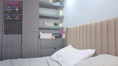 Lena online show from 10-08-25, 07:44