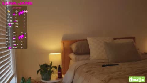 Snapshot of lenajane_xx chatting on 11-24-25, 06:40 lenajane_xx online show from 11-24-25, 06:40