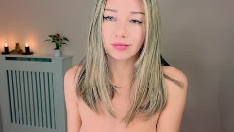 Lena online show from 11-27-25, 08:38