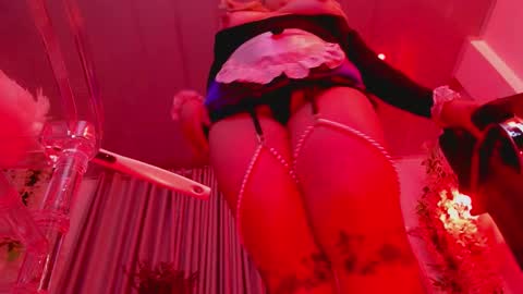 Lenna Kang online show from 01-17-26, 05:05