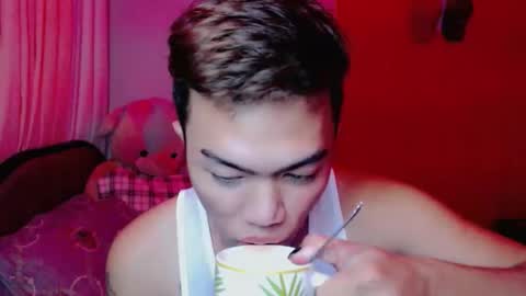 Snapshot of lenawet_0520 chatting on 11-29-25, 08:50 lena online show from 11-29-25, 08:50