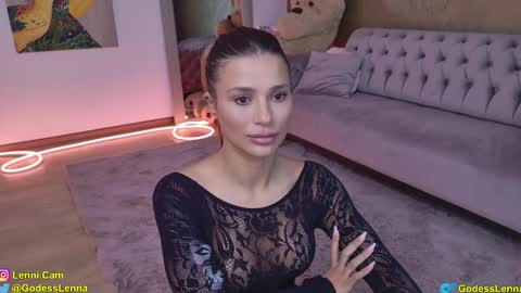 Lenna Goddess online show from 11-20-25, 05:40