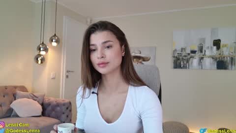 Snapshot of lenna_godess chatting on 04-20-26, 06:49 Lenna Goddess online show from 04-20-26, 06:49