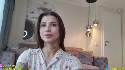 Snapshot of lenna_godess chatting on 04-29-26, 06:50 Lenna Goddess online show from 04-29-26, 06:50
