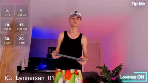 Lenner INDEPENDENT MODEL online show from 02-09-25, 09:05