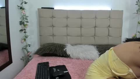 lennox_amy online show from 05-08-26, 01:38