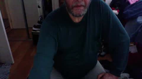 Snapshot of lennyfife chatting on 09-17-25, 08:32 Pussylicker online show from 09-17-25, 08:32