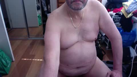 Snapshot of lennyfife chatting on 09-30-25, 10:59 Pussylicker online show from 09-30-25, 10:59