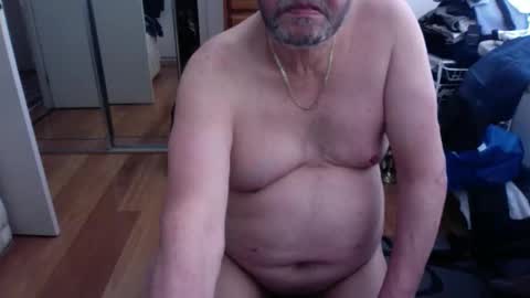 Snapshot of lennyfife chatting on 10-16-25, 03:40 Pussylicker online show from 10-16-25, 03:40