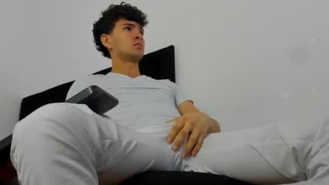 leo183877 online show from 02-25-26, 11:53