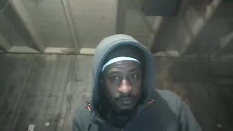 leo199984 online show from 12-22-24, 03:44