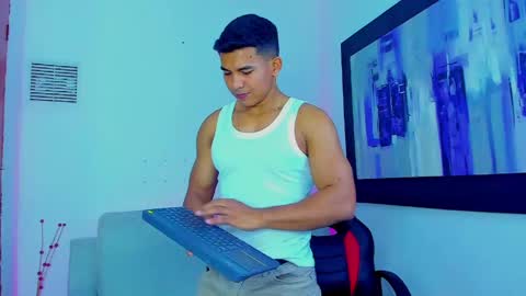 Leo Cartier online show from 04-14-26, 01:00