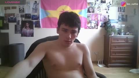 leo_cutie online show from 03-21-26, 09:47