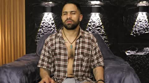 Leo  Diaz online show from 04-09-26, 06:19