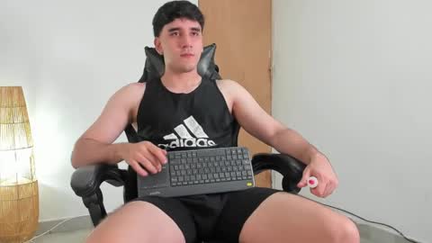 Leo Jones online show from 06-10-26, 12:22