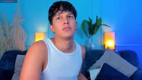 Leo online show from 03-22-26, 03:43