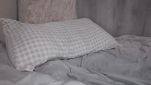 Snapshot of leo_so_horny chatting on 11-01-25, 12:07 Leo online show from 11-01-25, 12:07