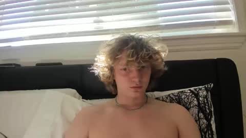 leo_wildd online show from 09-15-25, 10:32